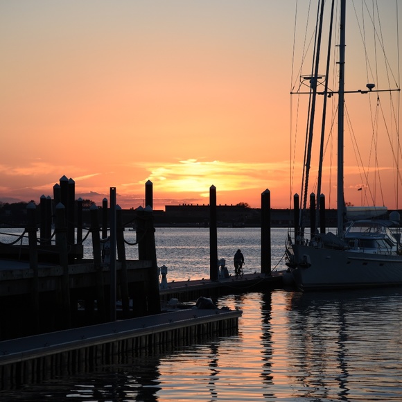 Meet your Posher, Crystal - Picture 2 of 8